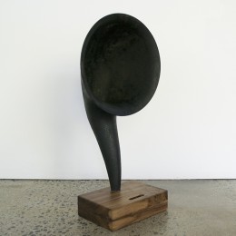 Walnut with Miller Rubber Co. Horn